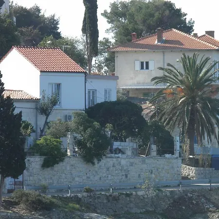 Radosic Apartment Hvar Town