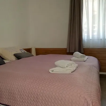 شقة Radosic هفار